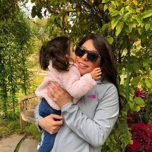 Meet your Posher, Leticia